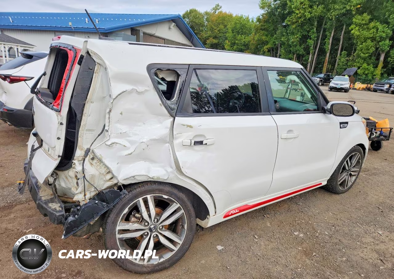 2014 Kia Soul + VIN:KNDJP3A57E7023916 - 3