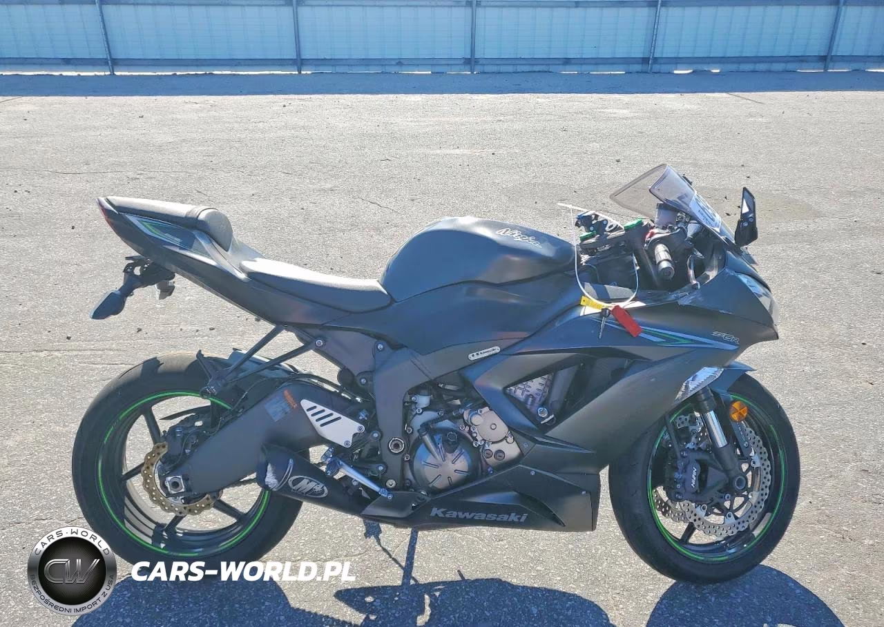 2016 Kawasaki Zx636 F VIN:JKBZXJF19GA008200 - 1