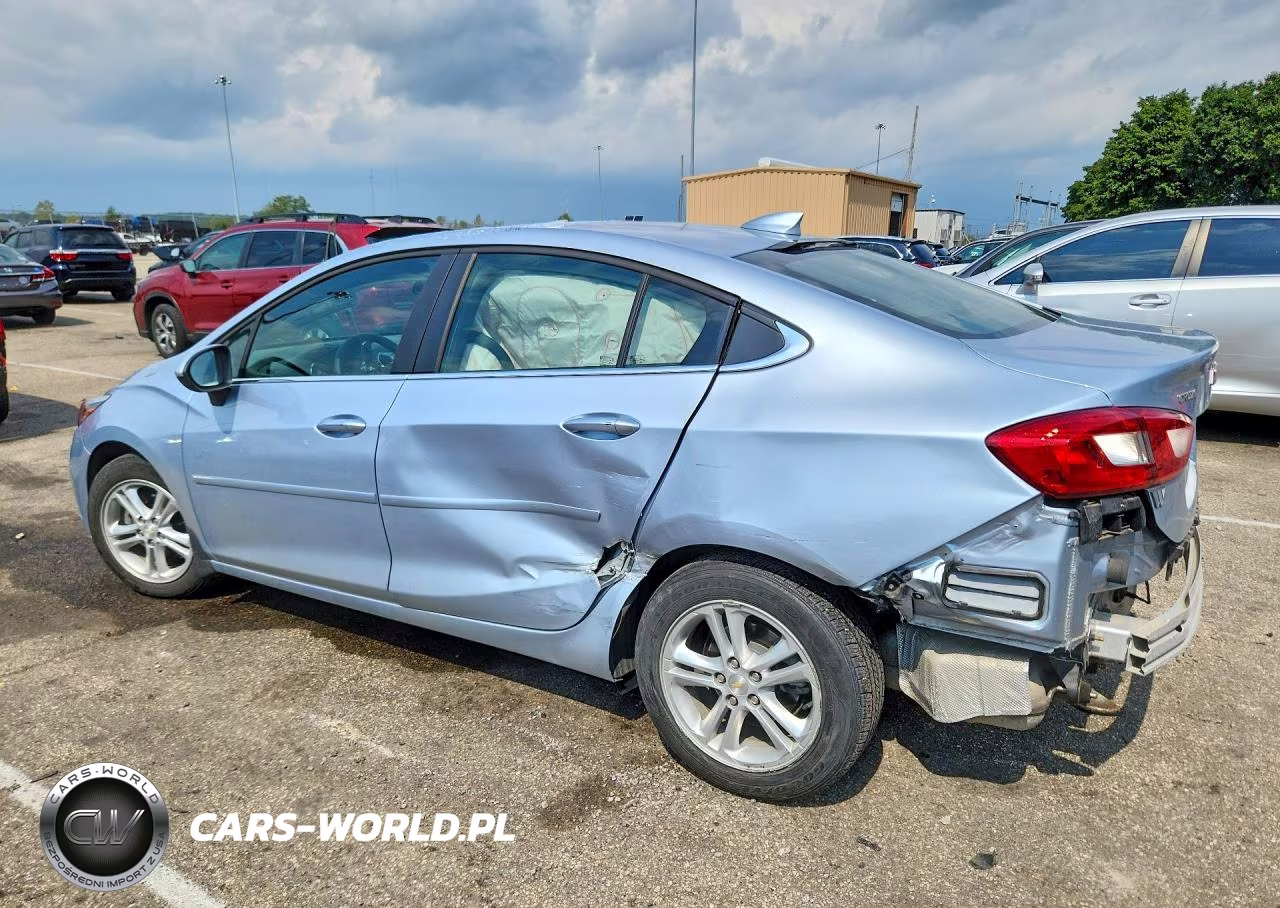 2018 Chevrolet Cruze Lt VIN:1G1BE5SM7J7231096 - 2