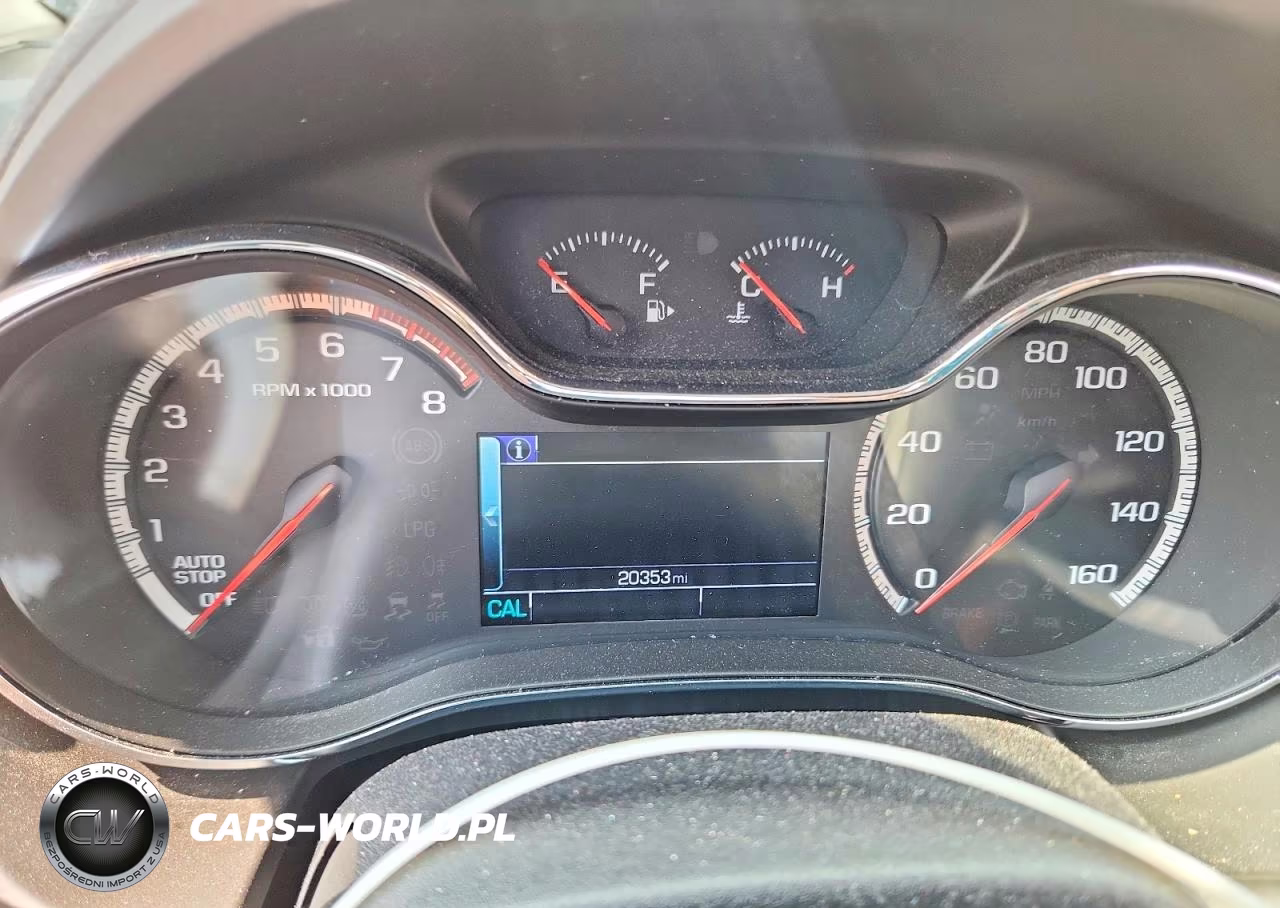 2018 Chevrolet Cruze Lt VIN:1G1BE5SM7J7231096 - 9