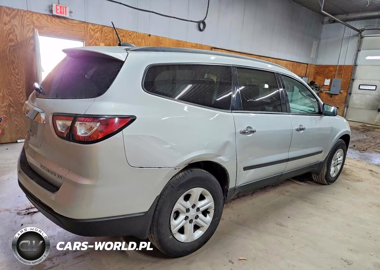 2016 Chevrolet Traverse Ls VIN:1GNKRFKDXGJ262637 - 3