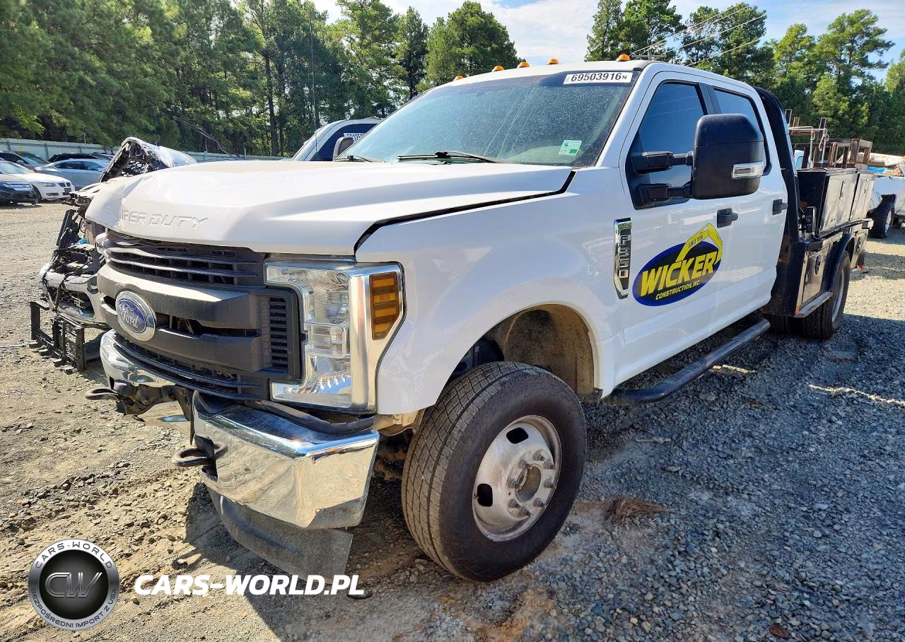 2019 Ford F350 Super Duty VIN:1FD8W3H6XKEF12166 - 1