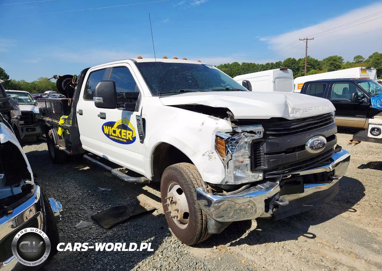 2019 Ford F350 Super Duty VIN:1FD8W3H6XKEF12166 - 4