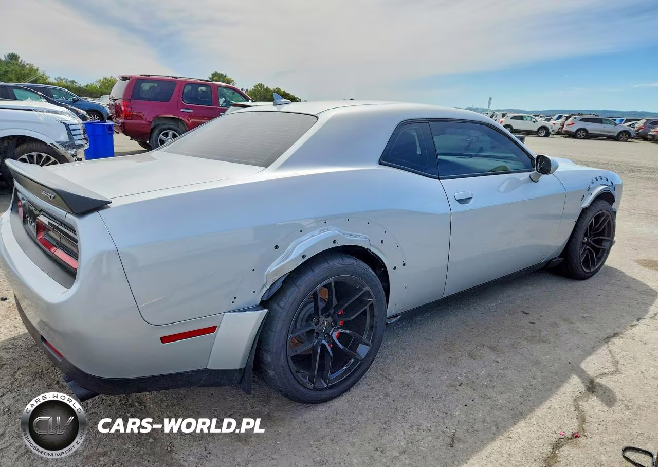 2019 Dodge Challenger R-T Scat Pack VIN:2C3CDZFJ3KH738951 - 3