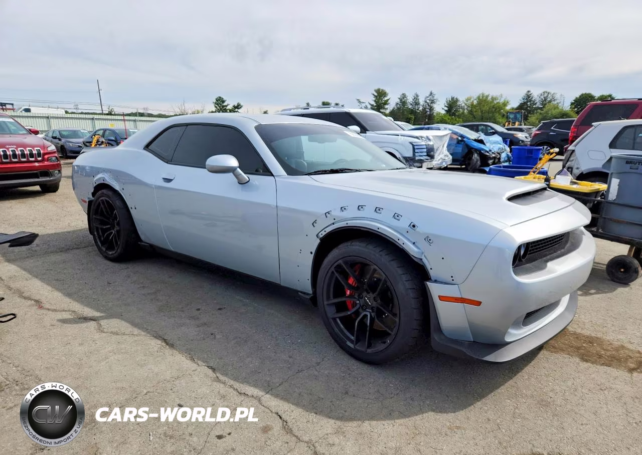 2019 Dodge Challenger R-T Scat Pack VIN:2C3CDZFJ3KH738951 - 4