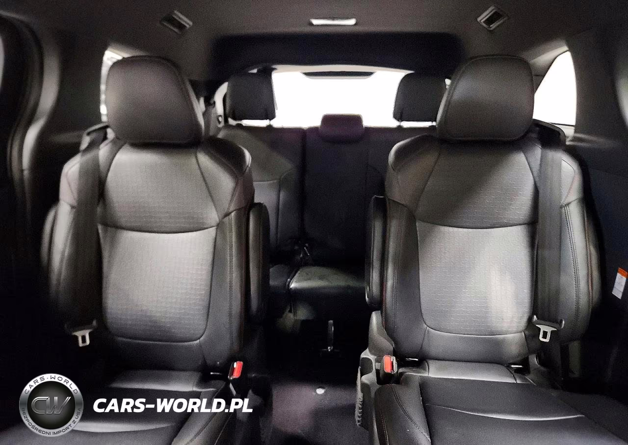 2021 Toyota Sienna Xse VIN:5TDXRKEC1MS019775 - 10