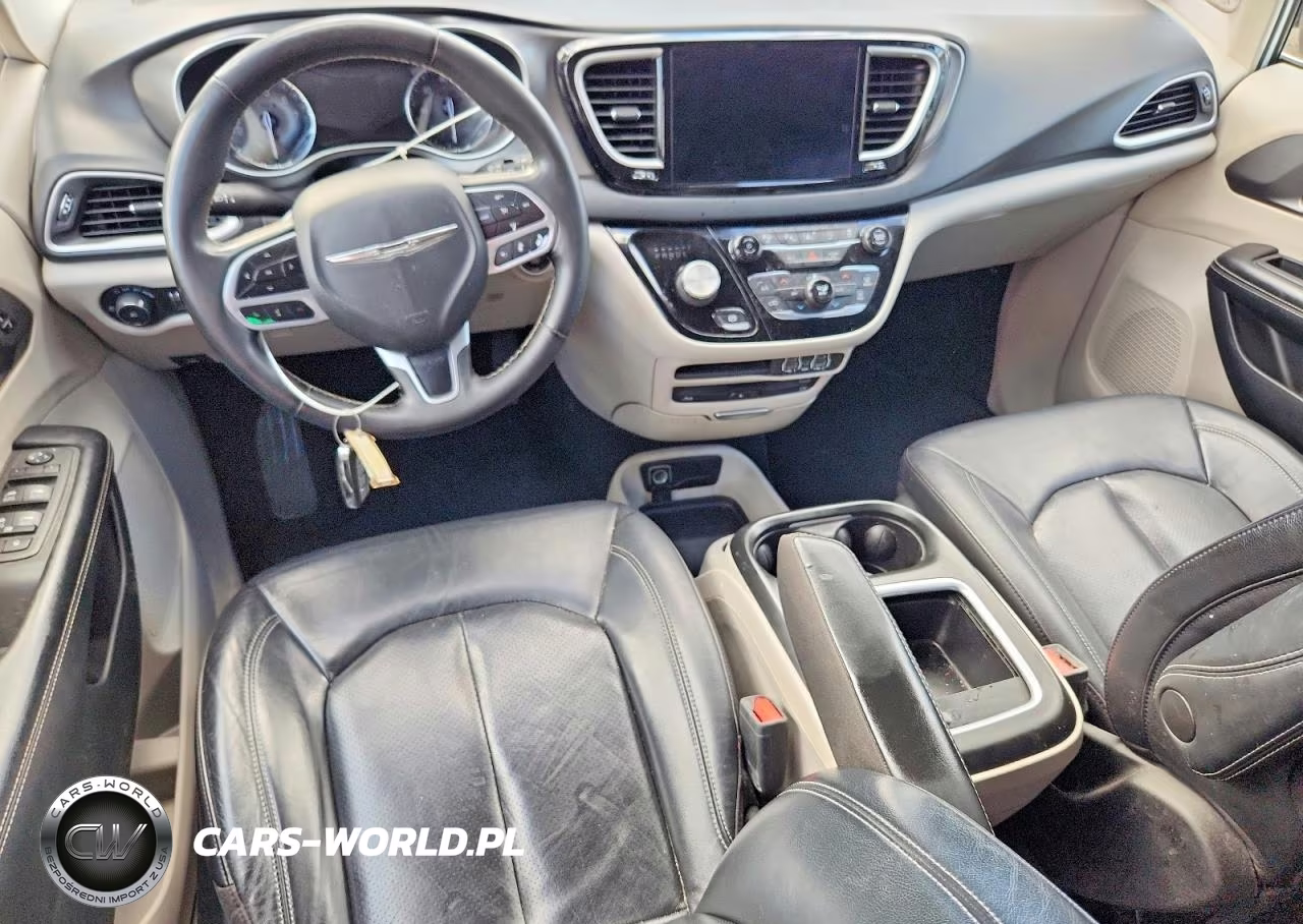 2022 Chrysler Pacifica Touring L VIN:2C4RC1BG8NR213077 - 8