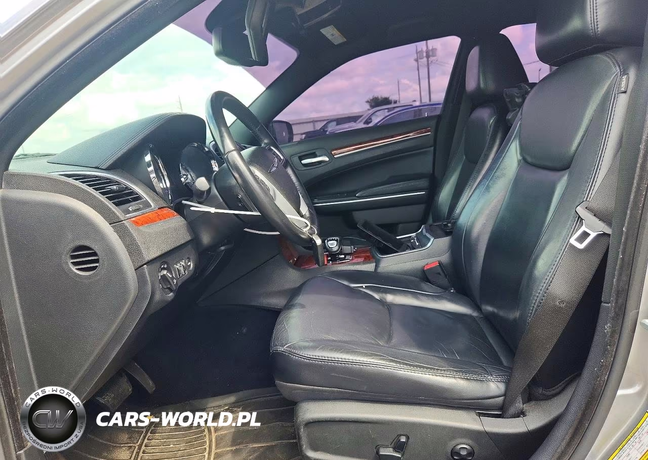 2014 Chrysler 300 VIN:2C3CCAAG7EH330098 - 7
