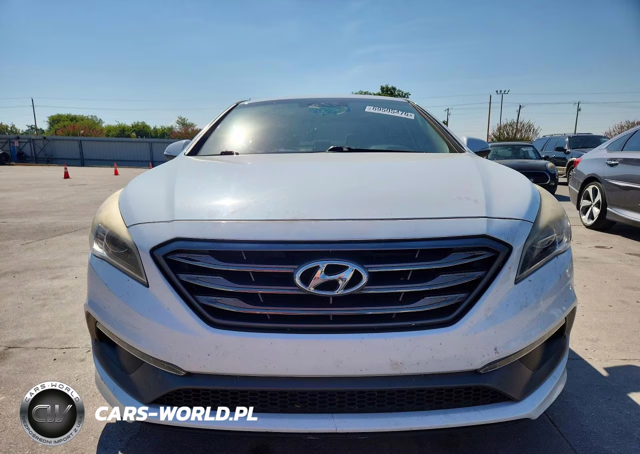 2016 Hyundai Sonata Sport VIN:5NPE34AF6GH433875 - 5