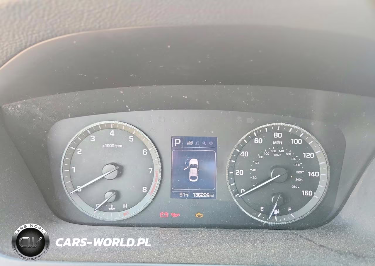2016 Hyundai Sonata Sport VIN:5NPE34AF6GH433875 - 9