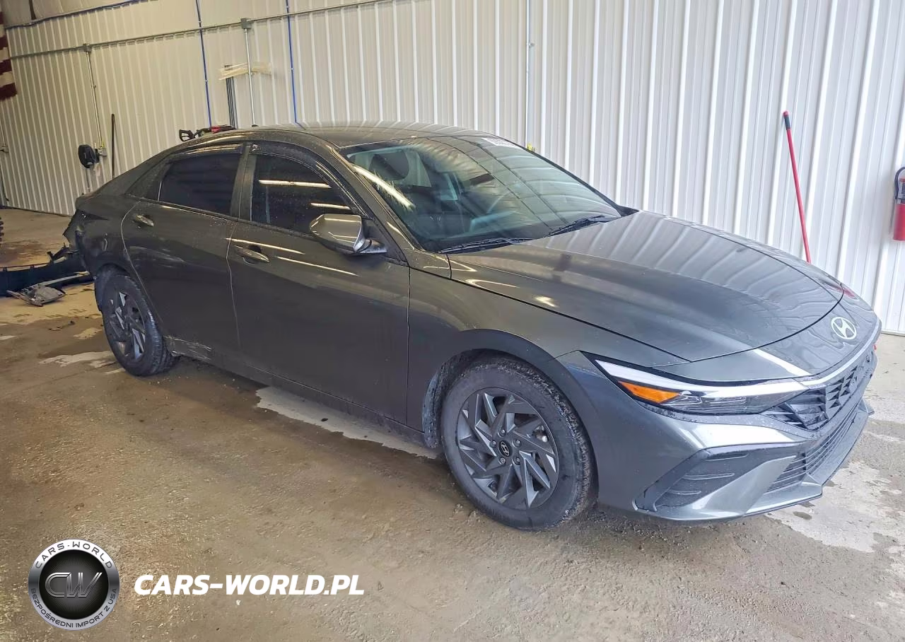 2025 Hyundai Elantra Hybrid Blue VIN:KMHLM4DJ2SU136469 - 4
