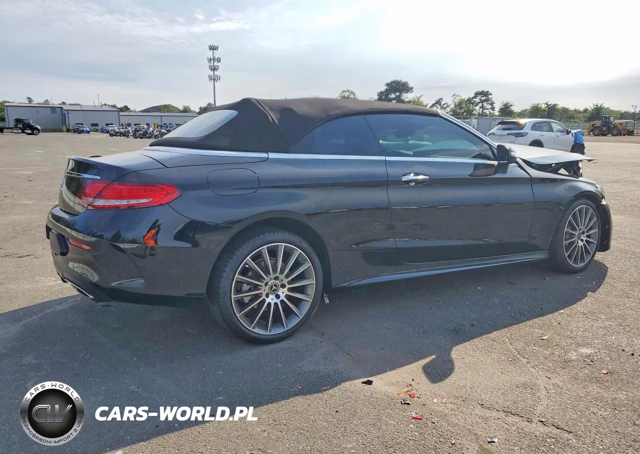 2018 Mercedes-Benz C 300 4Matic VIN:WDDWK4KB7JF604322 - 3
