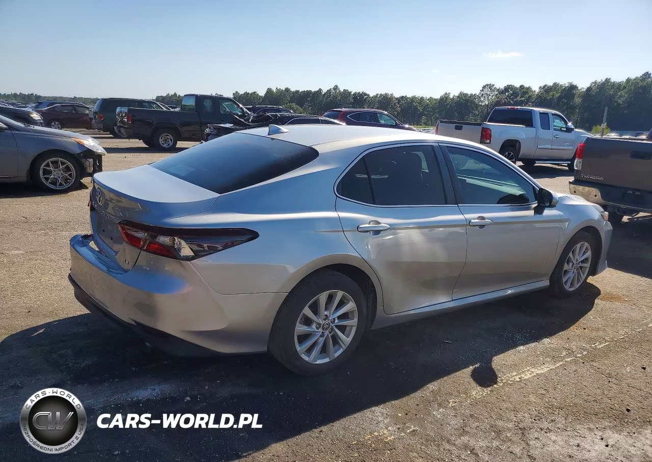 2021 Toyota Camry Le VIN:4T1C11AK9MU449655 - 3
