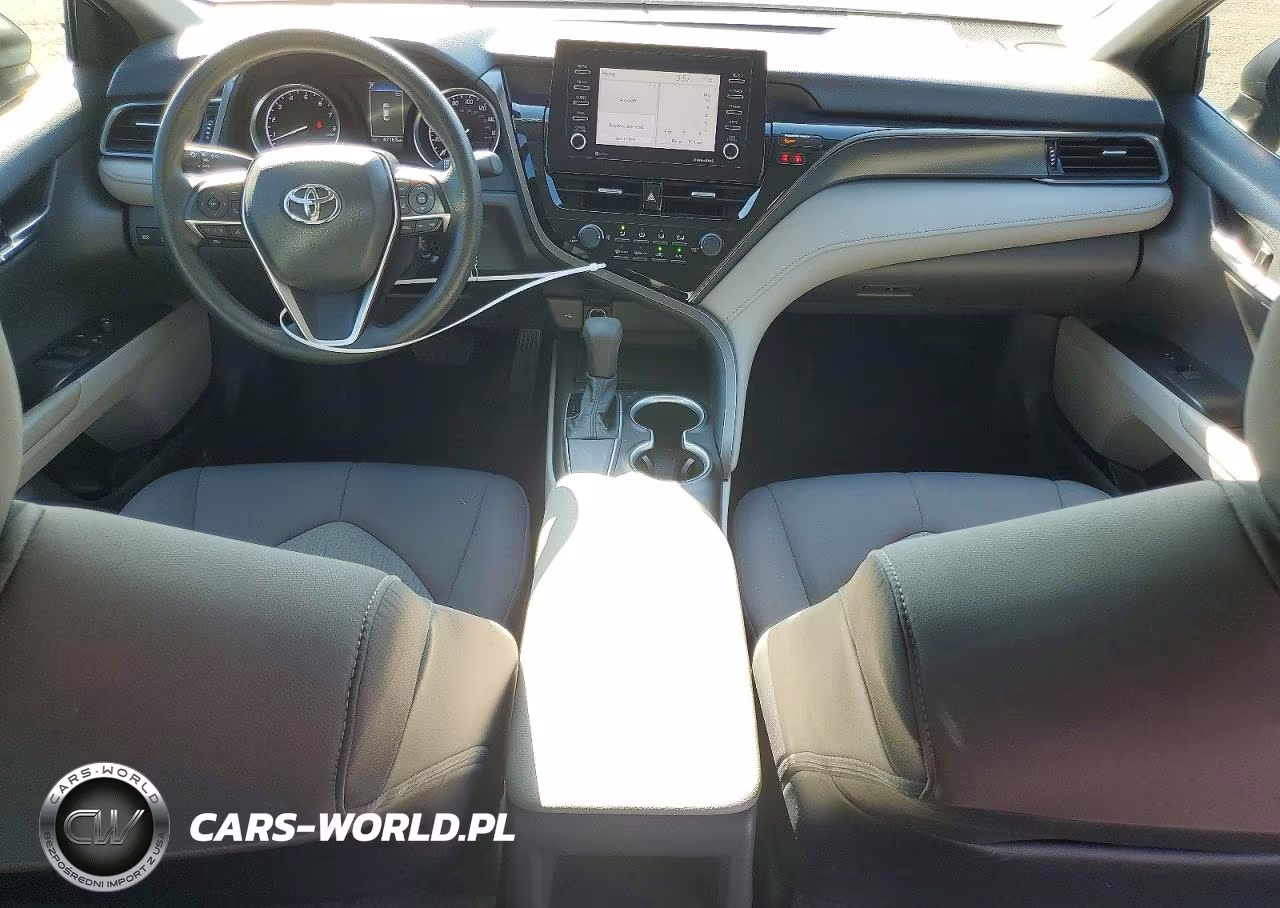 2021 Toyota Camry Le VIN:4T1C11AK9MU449655 - 8