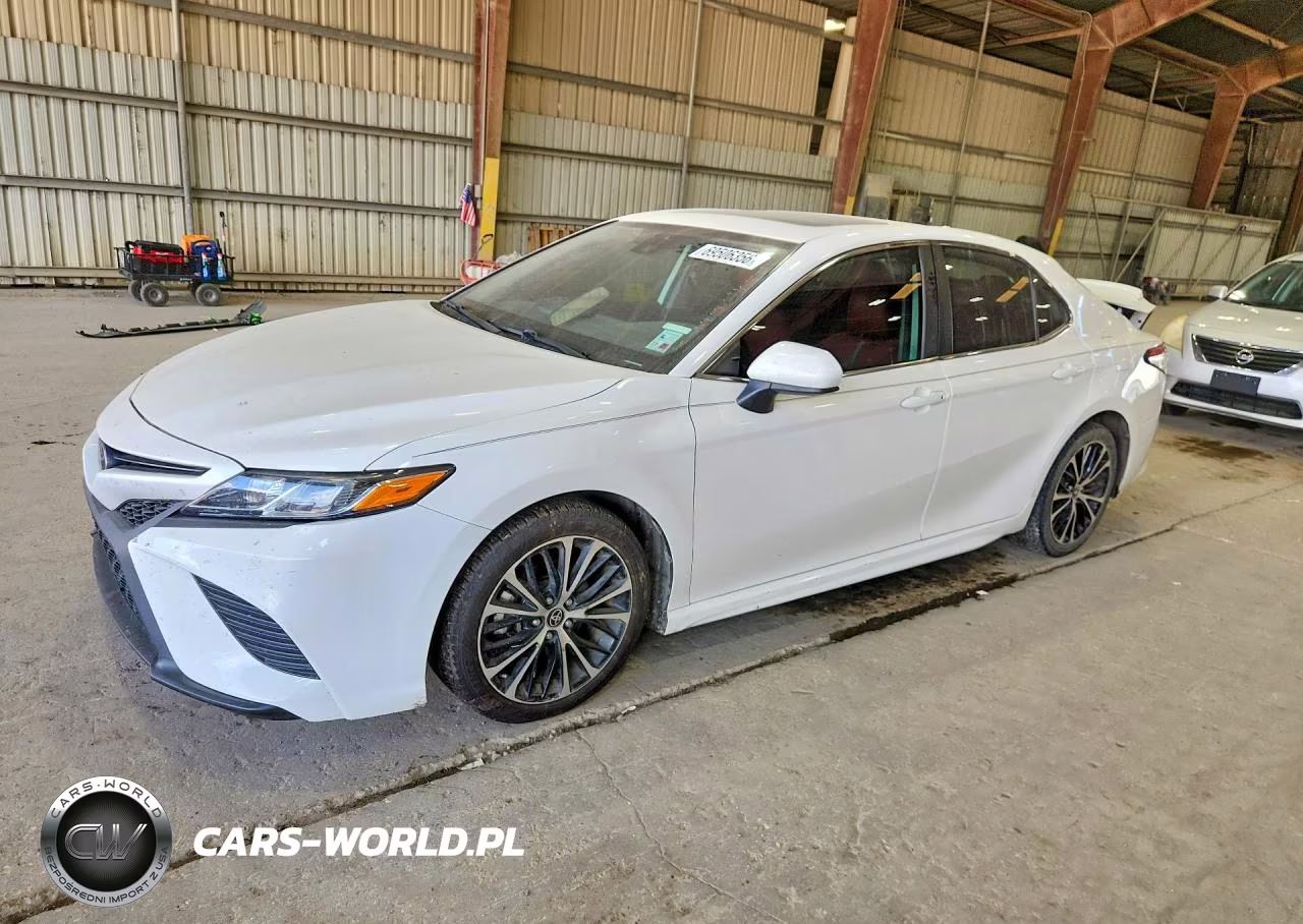 2020 Toyota Camry Se VIN:4T1G11AKXLU378885 - 1