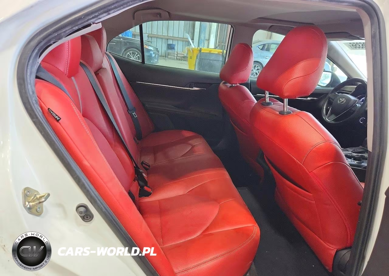 2020 Toyota Camry Se VIN:4T1G11AKXLU378885 - 10