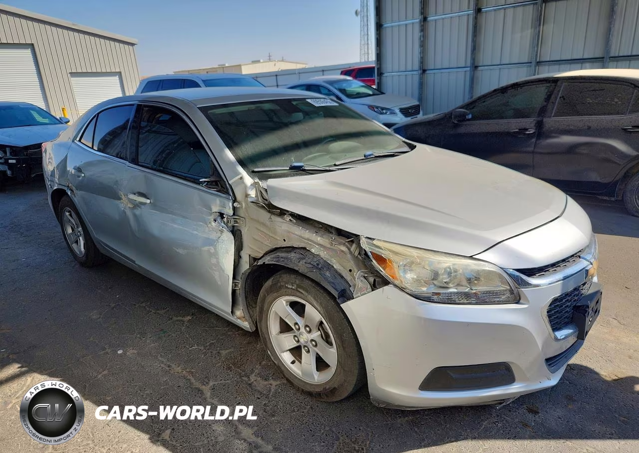 2015 Chevrolet Malibu Ls VIN:1G11B5SL3FF104161 - 4