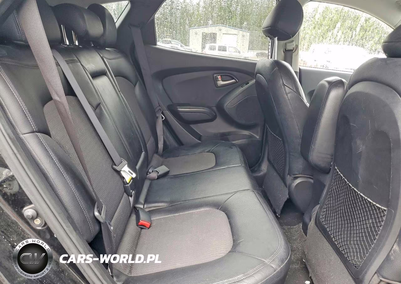 2010 Hyundai Tucson Gls VIN:KM8JUCAC7AU067946 - 11