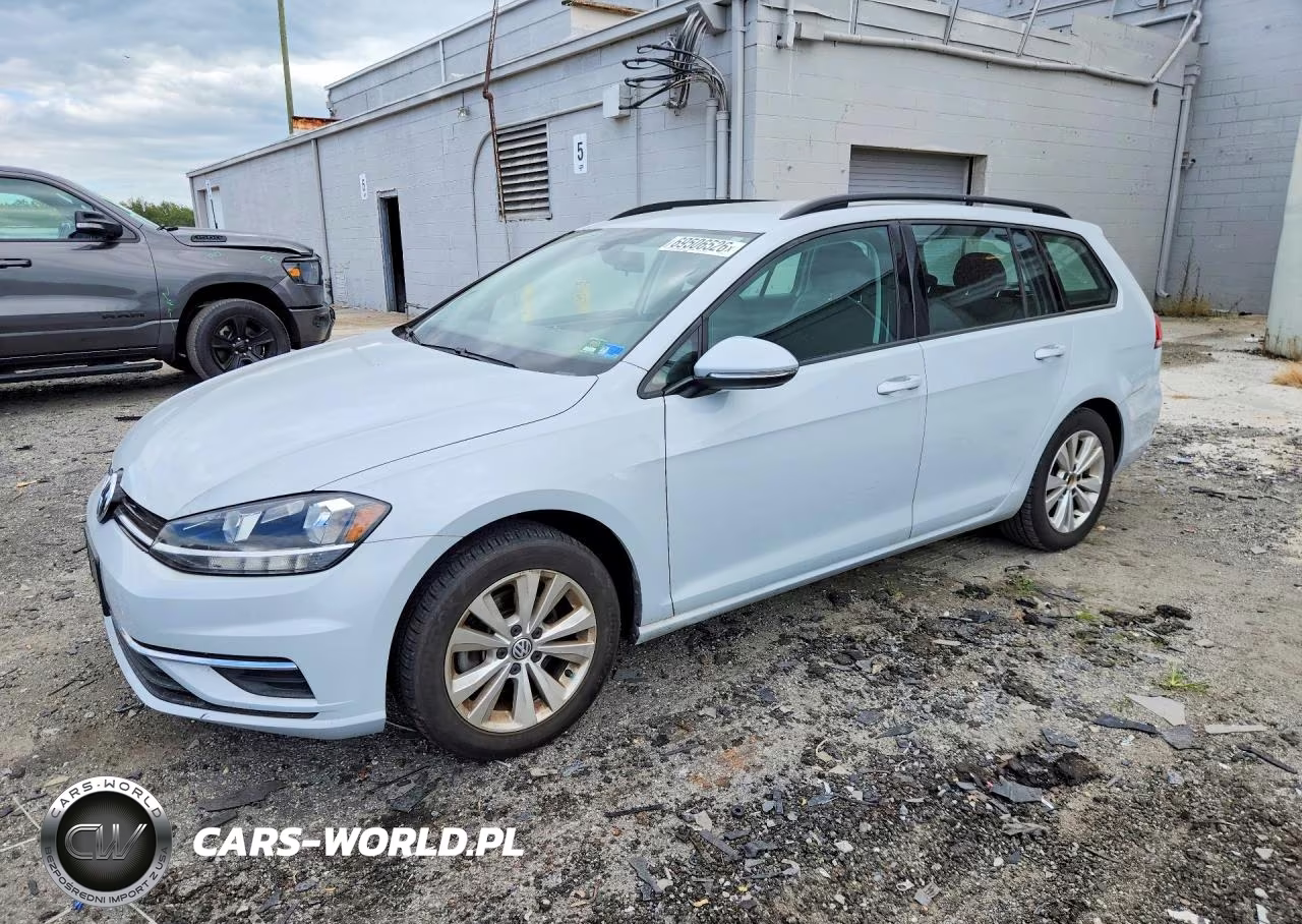 2018 Volkswagen Golf Sportwagen S VIN:3VW117AU3JM753447 - 1