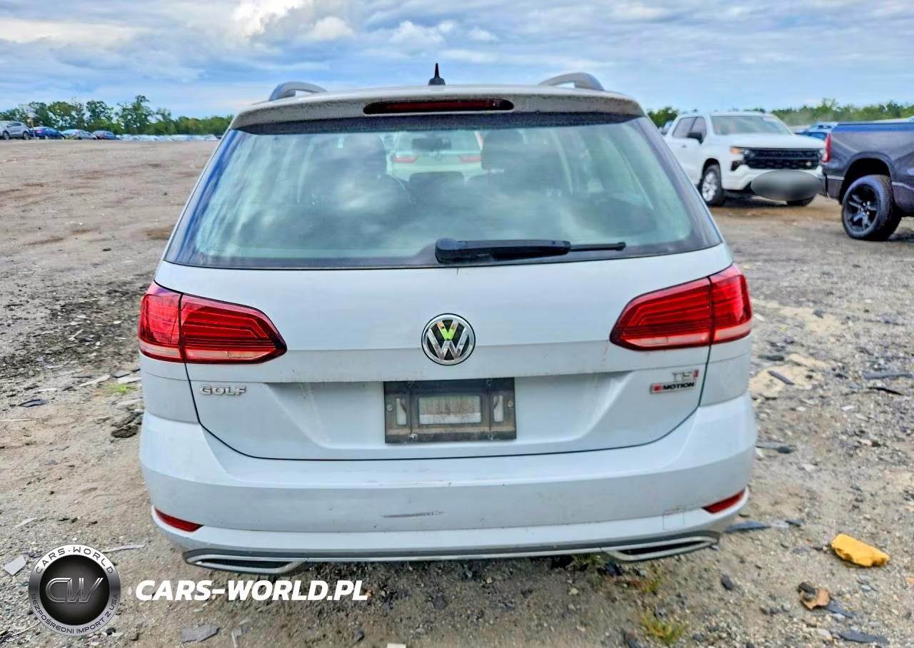 2018 Volkswagen Golf Sportwagen S VIN:3VW117AU3JM753447 - 6