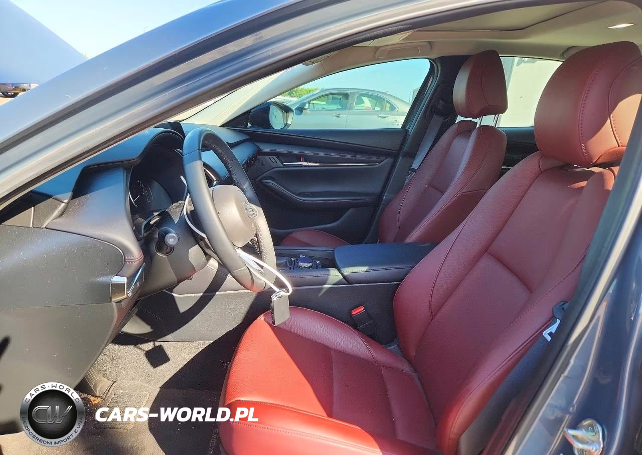 2024 Mazda 3 Preferred VIN:3MZBPBCM3RM426013 - 7