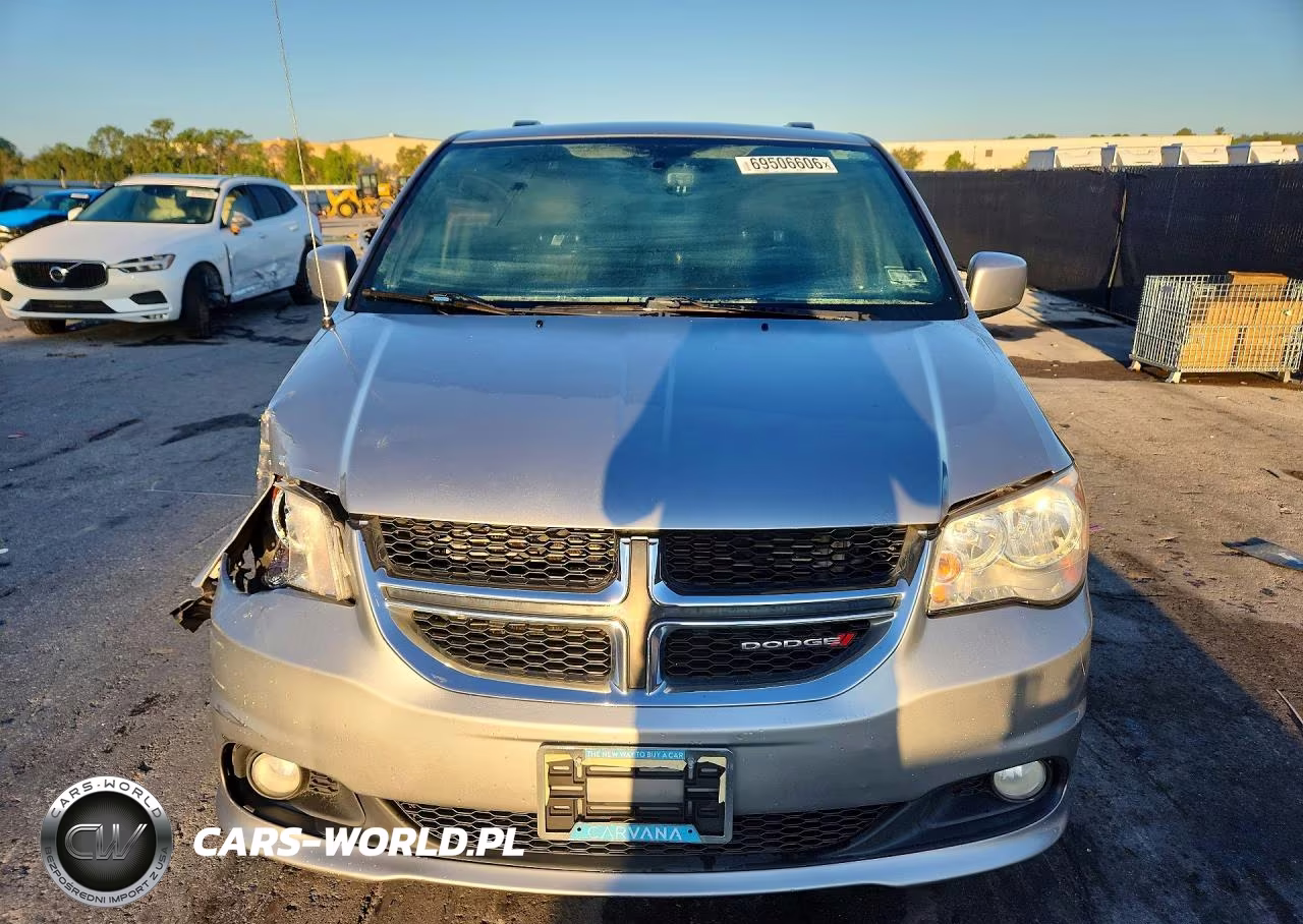 2017 Dodge Grand Caravan Sxt VIN:2C4RDGCG2HR806923 - 5