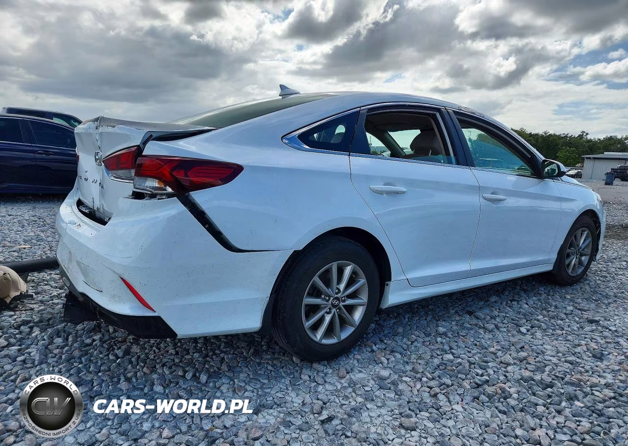 2018 Hyundai Sonata Se VIN:5NPE24AF3JH680653 - 3