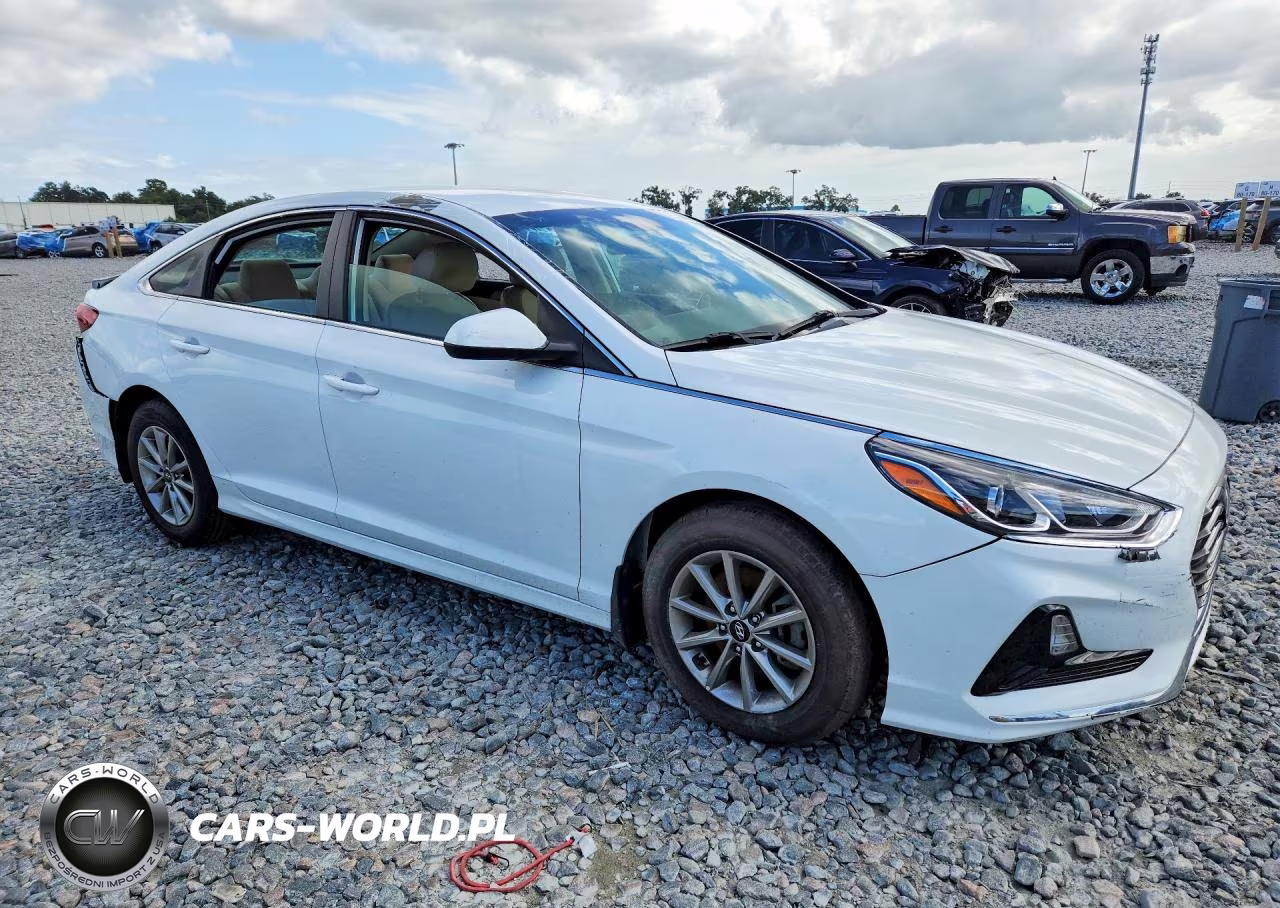 2018 Hyundai Sonata Se VIN:5NPE24AF3JH680653 - 4