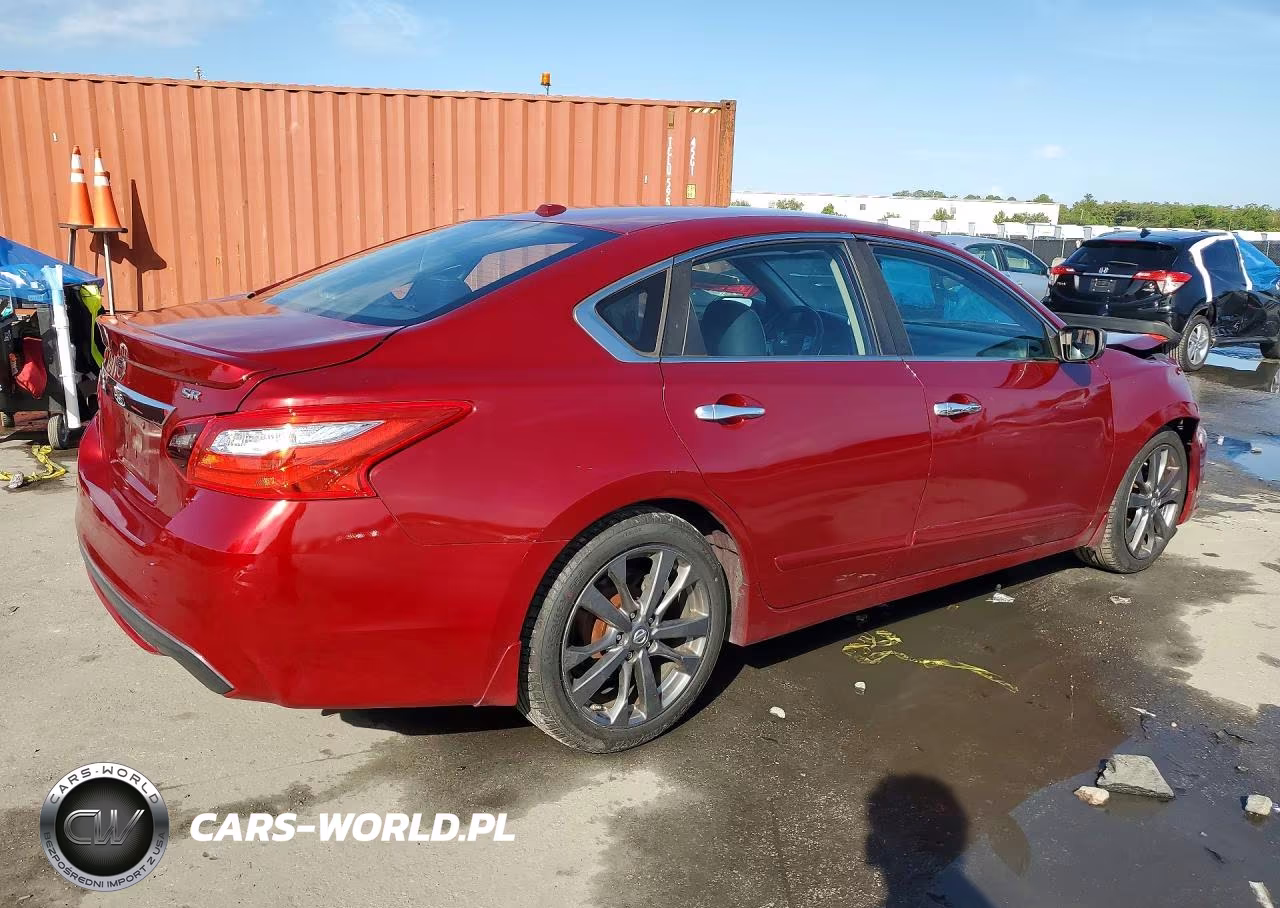 2018 Nissan Altima 2.5 Sr VIN:1N4AL3AP2JC295696 - 3