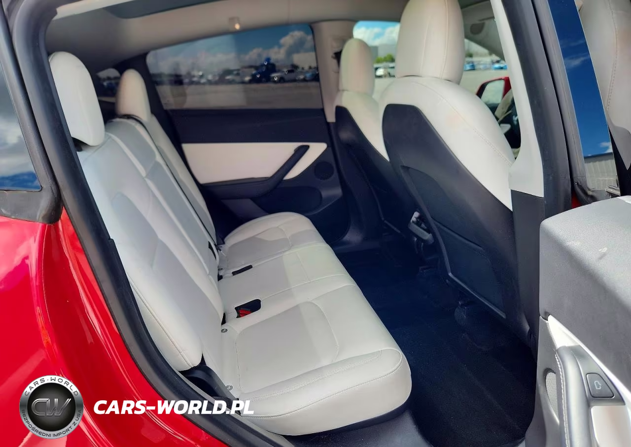 2021 Tesla Model Y VIN:5YJYGDEE2MF294552 - 10