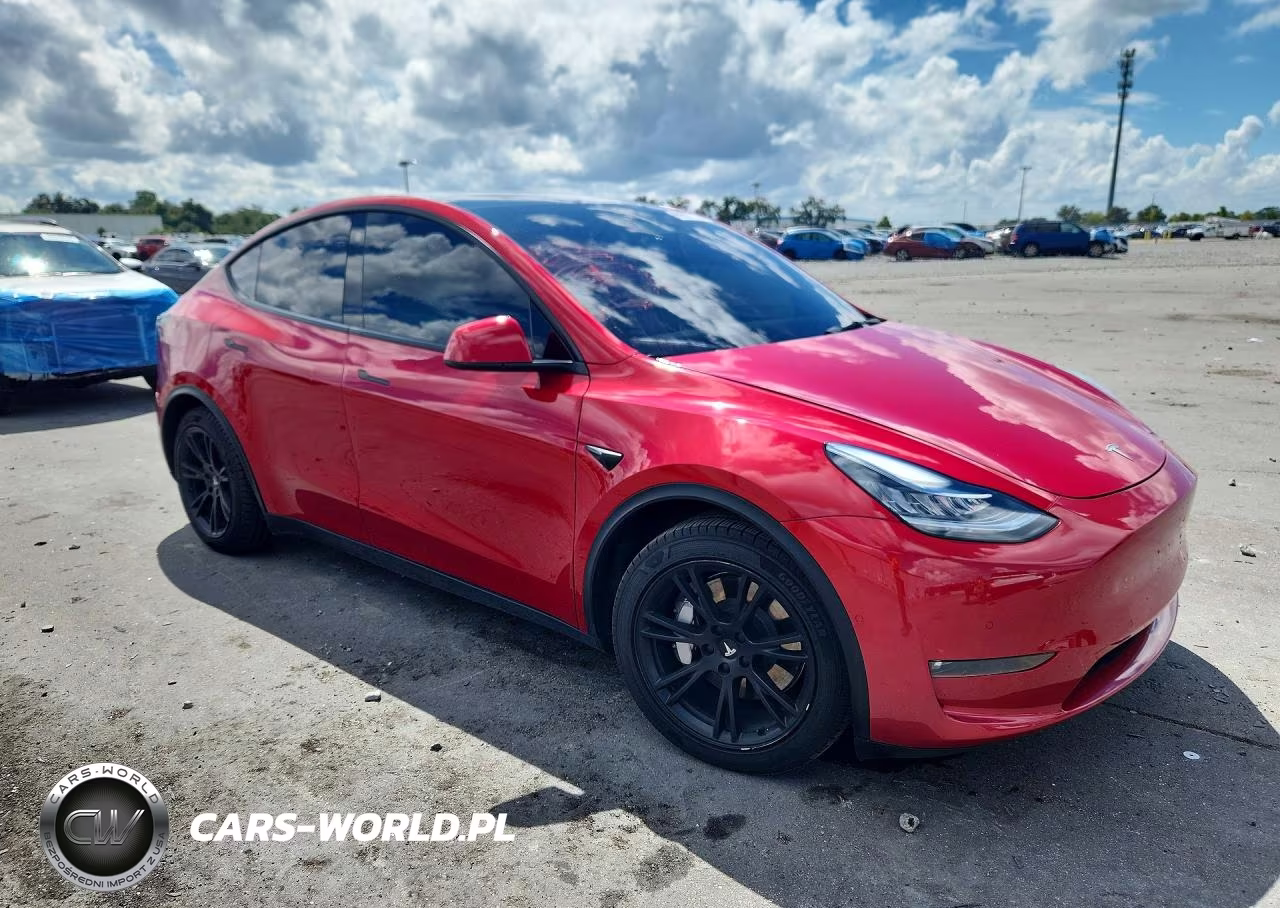2021 Tesla Model Y VIN:5YJYGDEE2MF294552 - 4