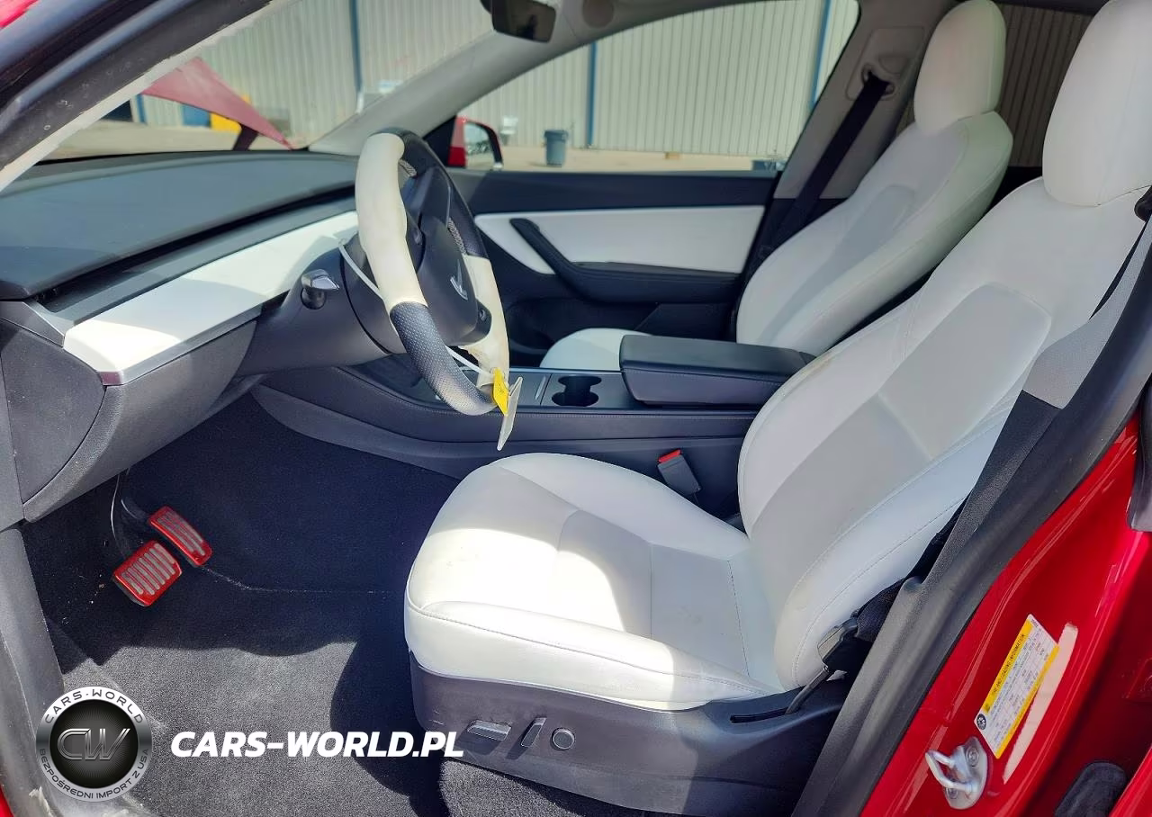 2021 Tesla Model Y VIN:5YJYGDEE2MF294552 - 7