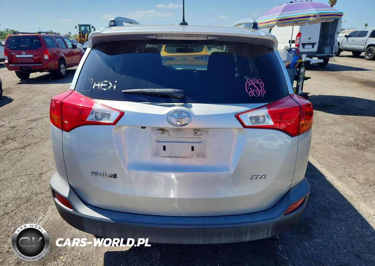 2015 Toyota Rav4 Xle VIN:2T3WFREV2FW213487 - 6