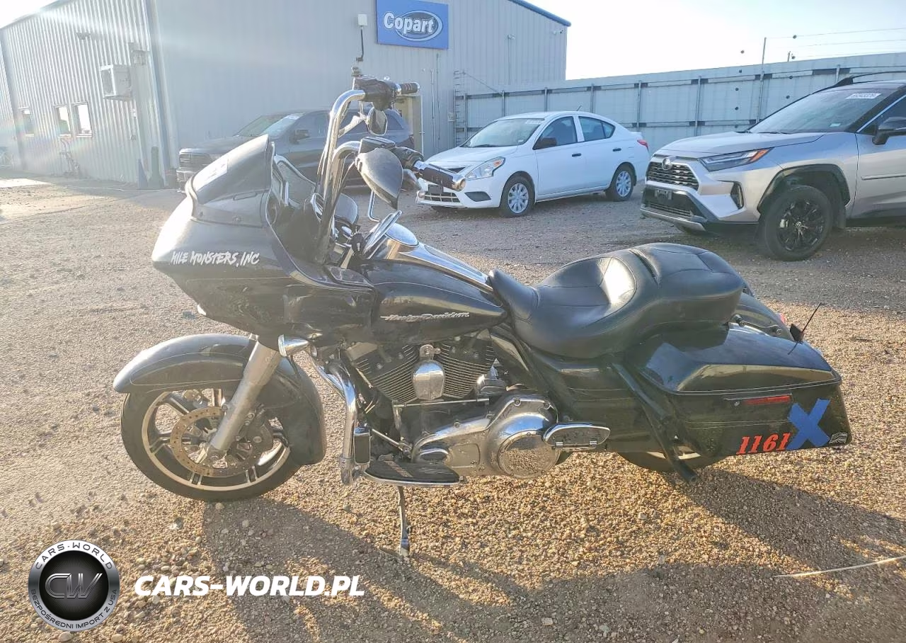2016 Harley-Davidson Fltrxs Road Glide Special VIN:1HD1KTM18GB627545 - 3