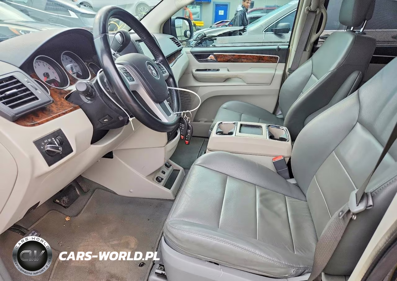 2011 Volkswagen Routan Sel VIN:2V4RW6DG9BR717155 - 7