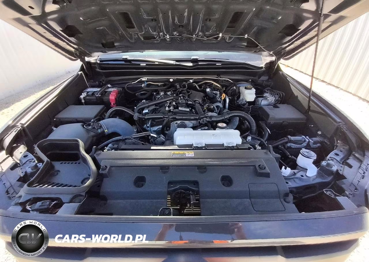 2025 Toyota Tacoma Trd Sport VIN:3TYLB5JN6ST079709 - 11