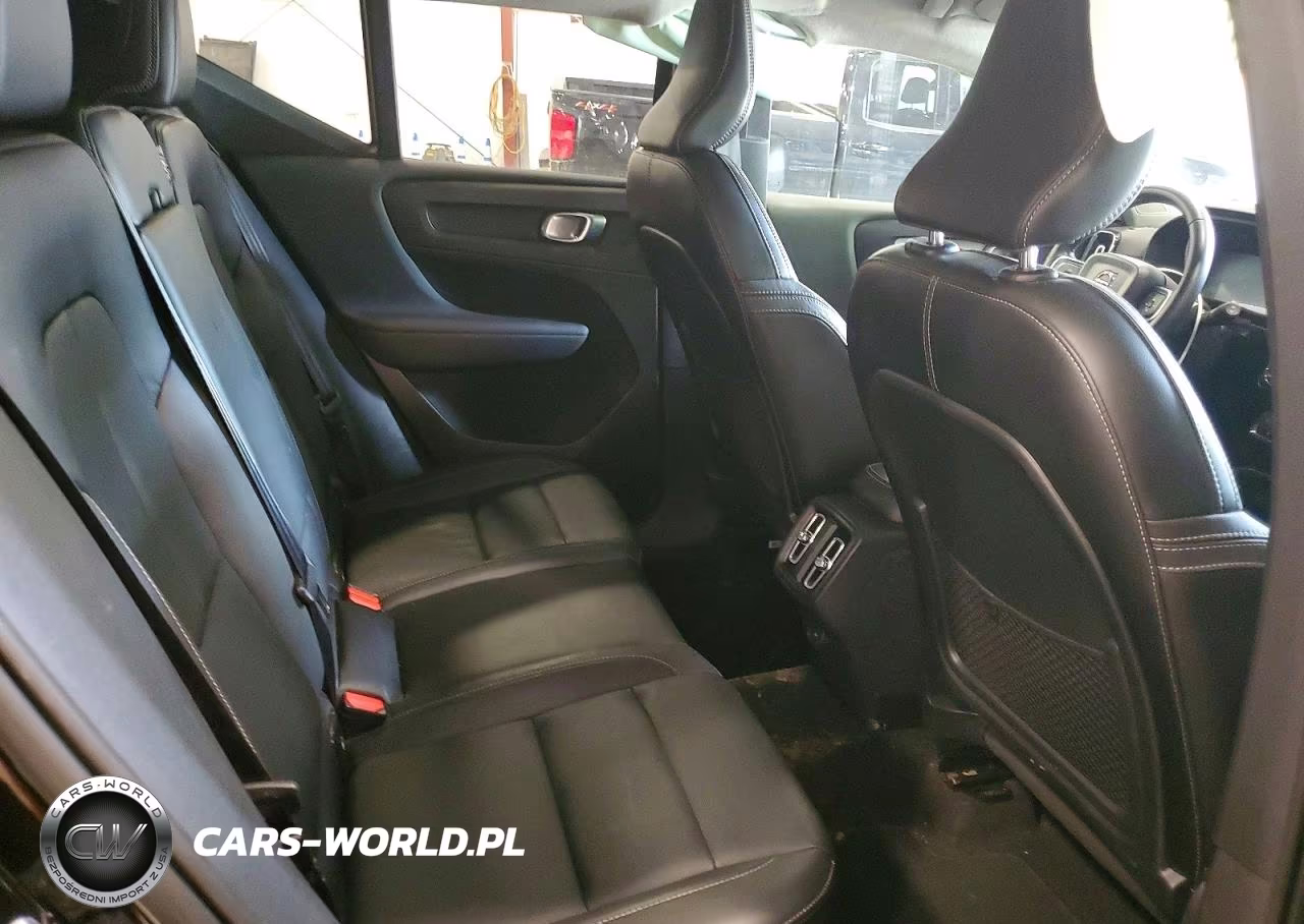 2019 Volvo Xc40 T5 Momentum VIN:YV4162UK9K2045629 - 11