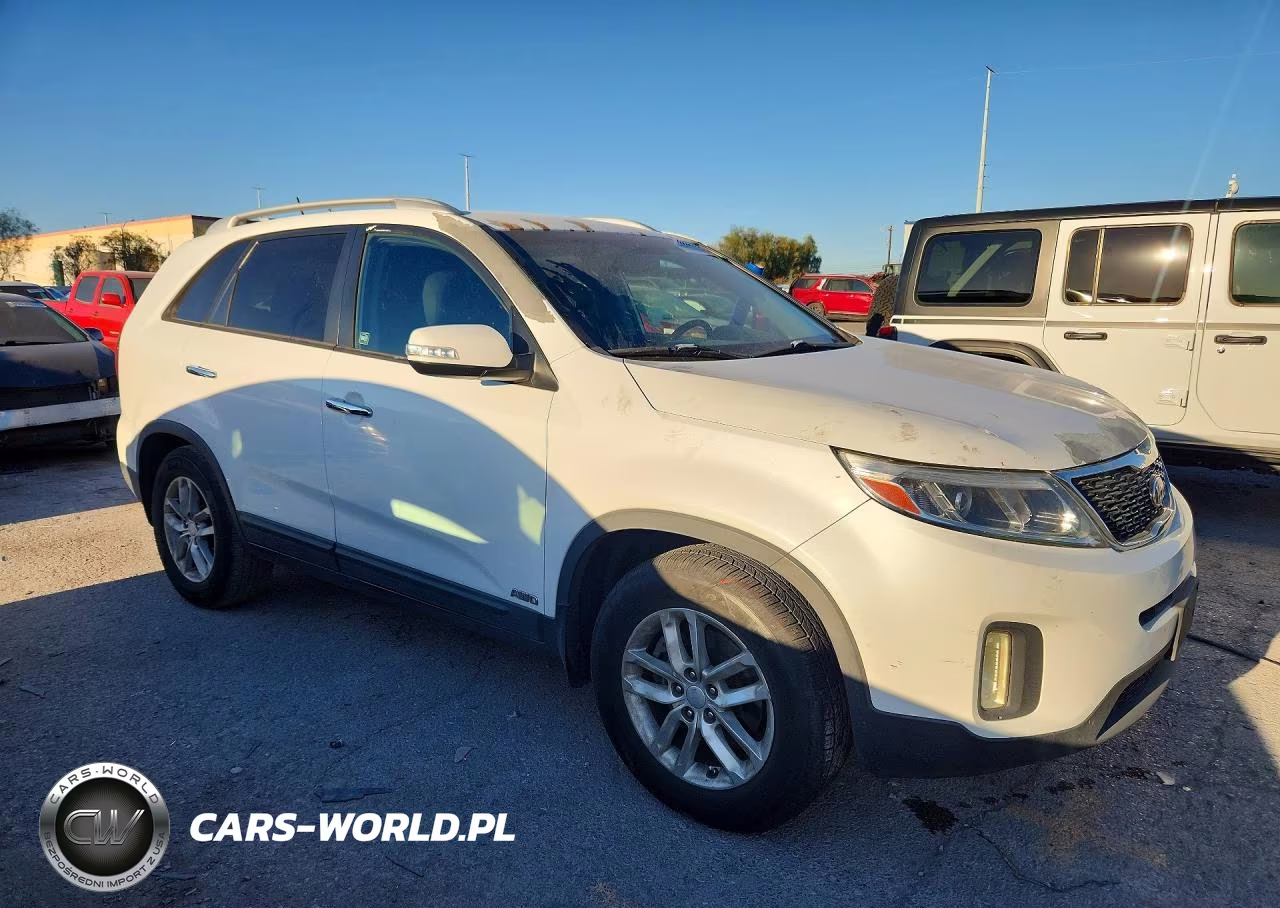 2014 Kia Sorento Lx VIN:5XYKTDA75EG513829 - 4