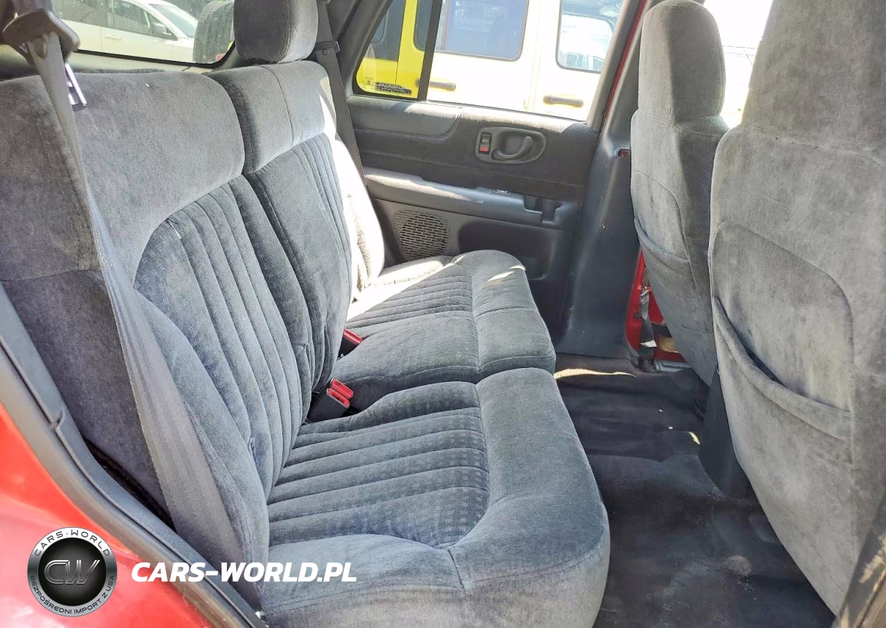 2000 Chevrolet Blazer VIN:1GNDT13W3Y2316501 - 11