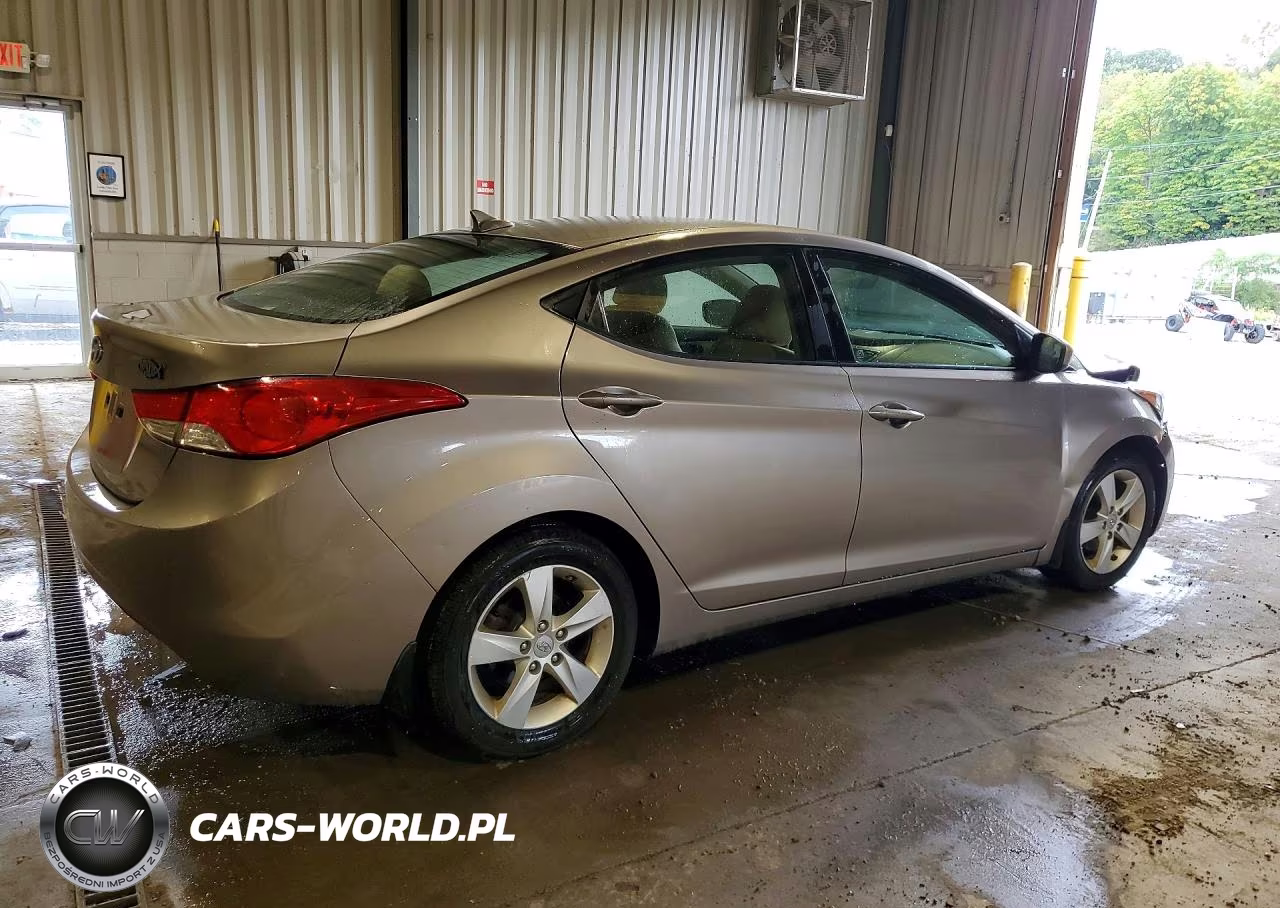 2013 Hyundai Elantra Gls VIN:5NPDH4AE1DH189469 - 3