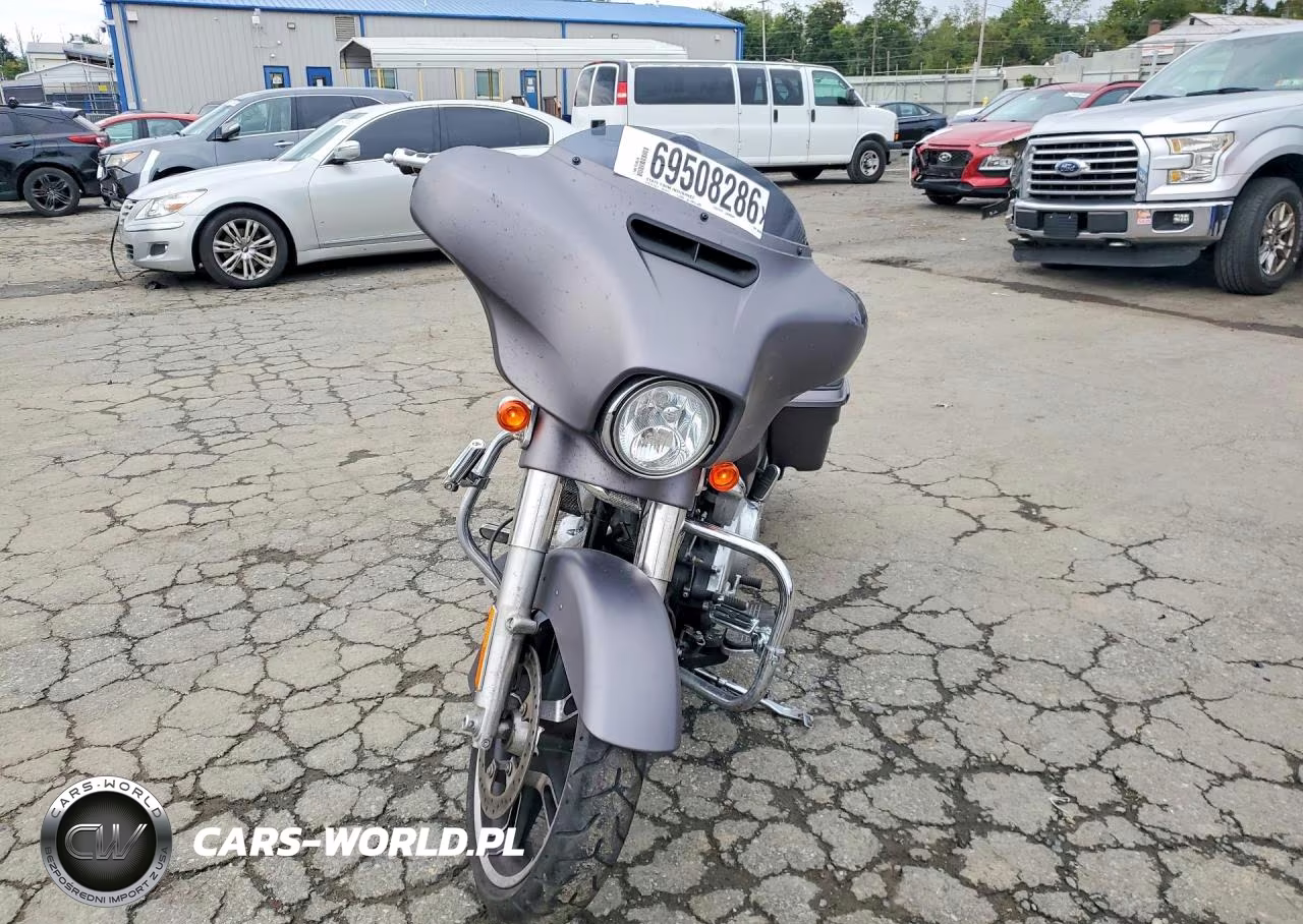 2017 Harley-Davidson Flhxs Street Glide Special VIN:1HD1KRC14HB685089 - 2