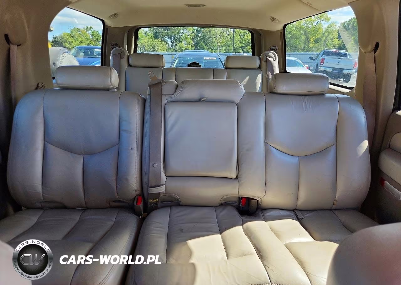 2003 Chevrolet Suburban K1500 VIN:1GNFK16Z63R202851 - 10