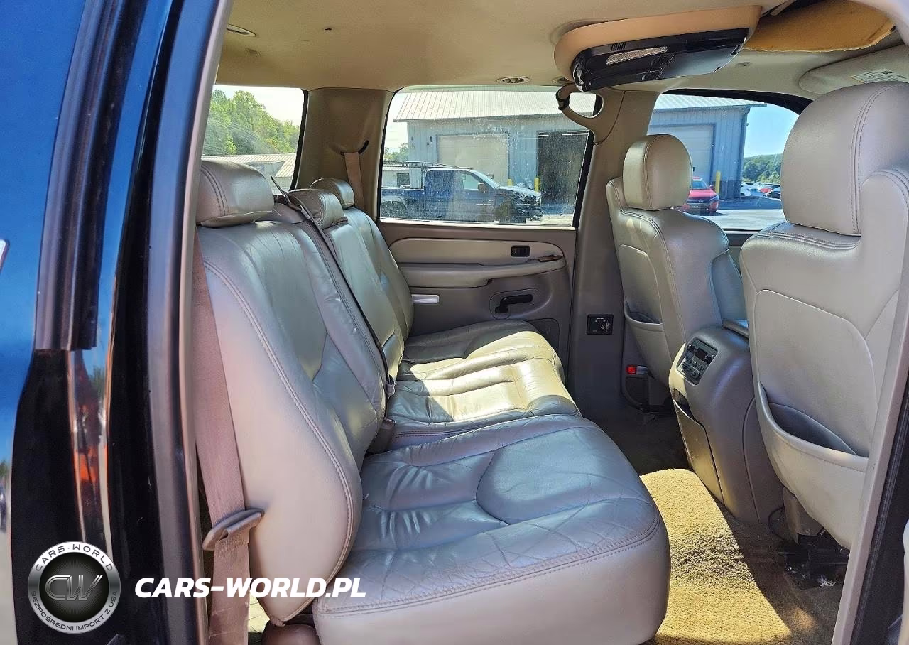 2003 Chevrolet Suburban K1500 VIN:1GNFK16Z63R202851 - 11
