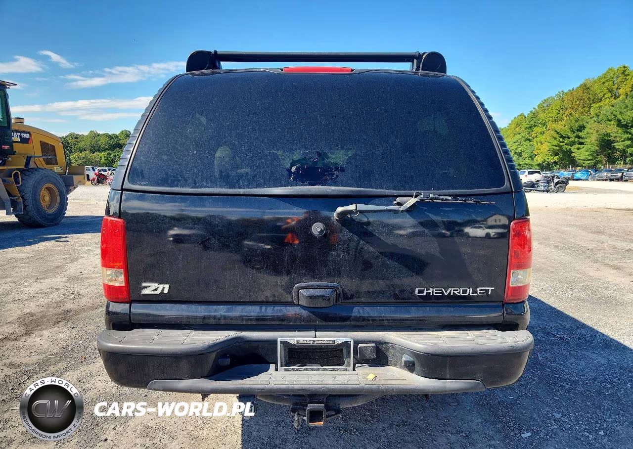 2003 Chevrolet Suburban K1500 VIN:1GNFK16Z63R202851 - 6