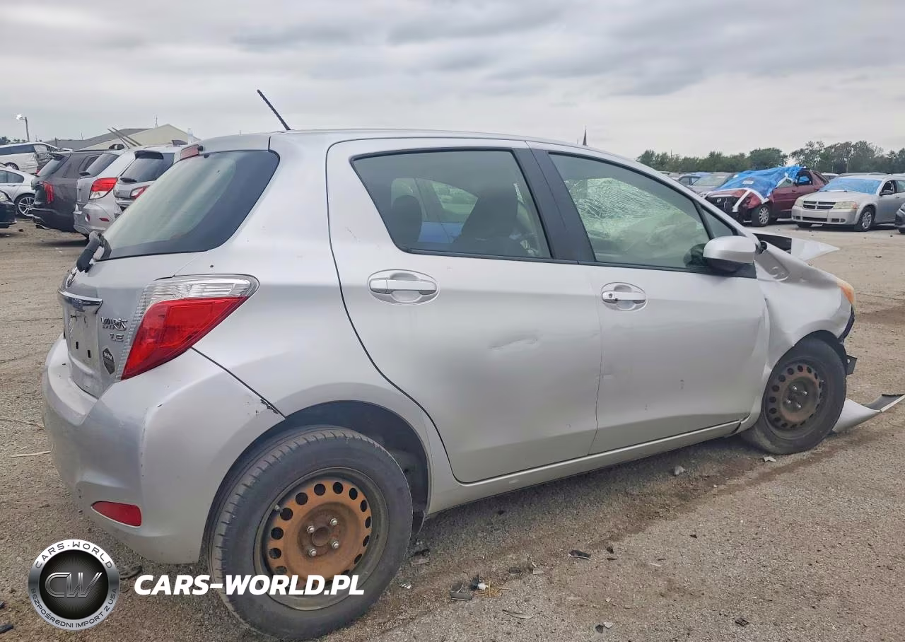 2014 Toyota Yaris 5-Door Le VIN:JTDKTUD38ED577211 - 3