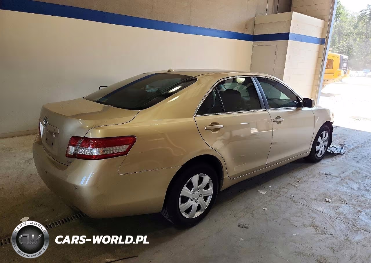 2011 Toyota Camry Le VIN:4T1BF3EK7BU623674 - 3