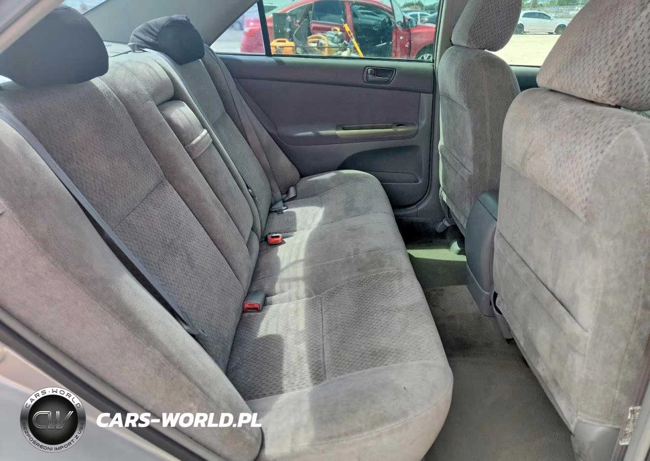 2003 Toyota Camry Le VIN:4T1BE32K03U783873 - 10