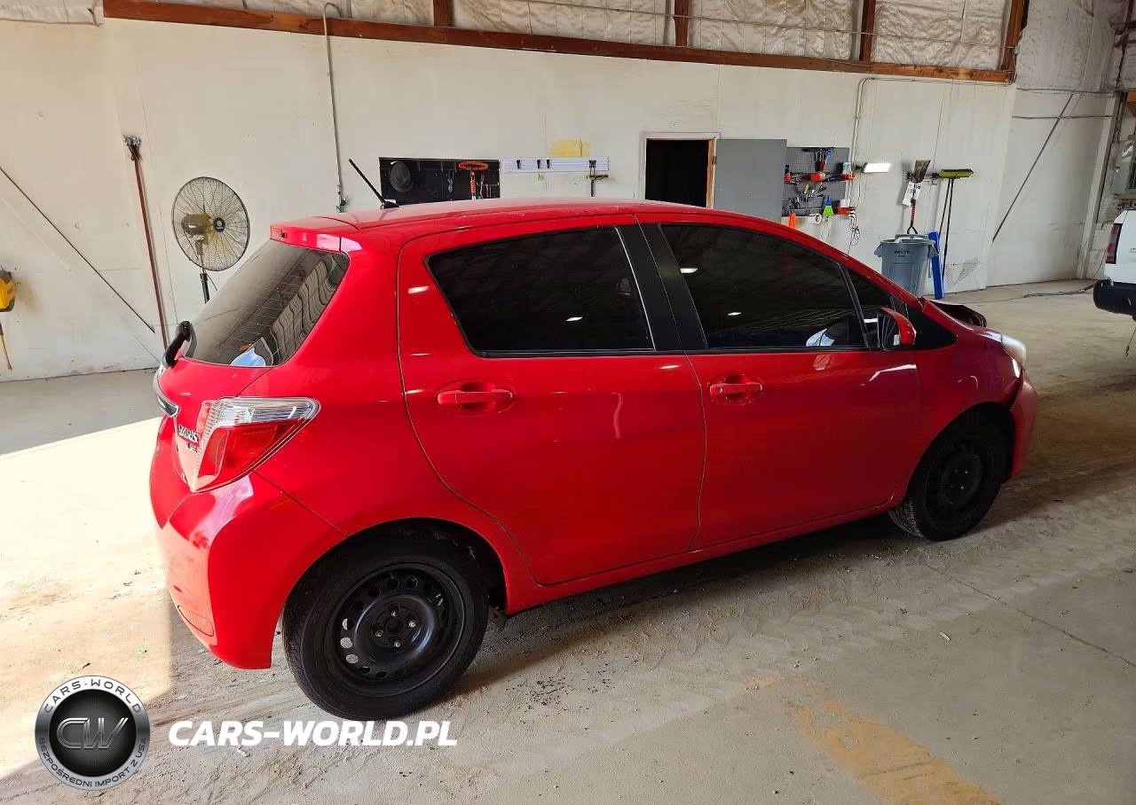 2014 Toyota Yaris 5-Door Le VIN:JTDKTUD31ED574960 - 3