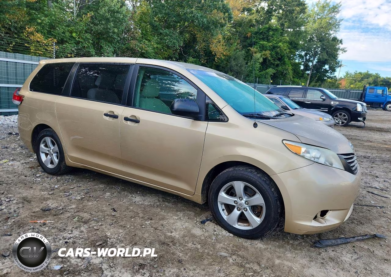 2012 Toyota Sienna Base 7-Passenger VIN:5TDZK3DC2CS182597 - 4