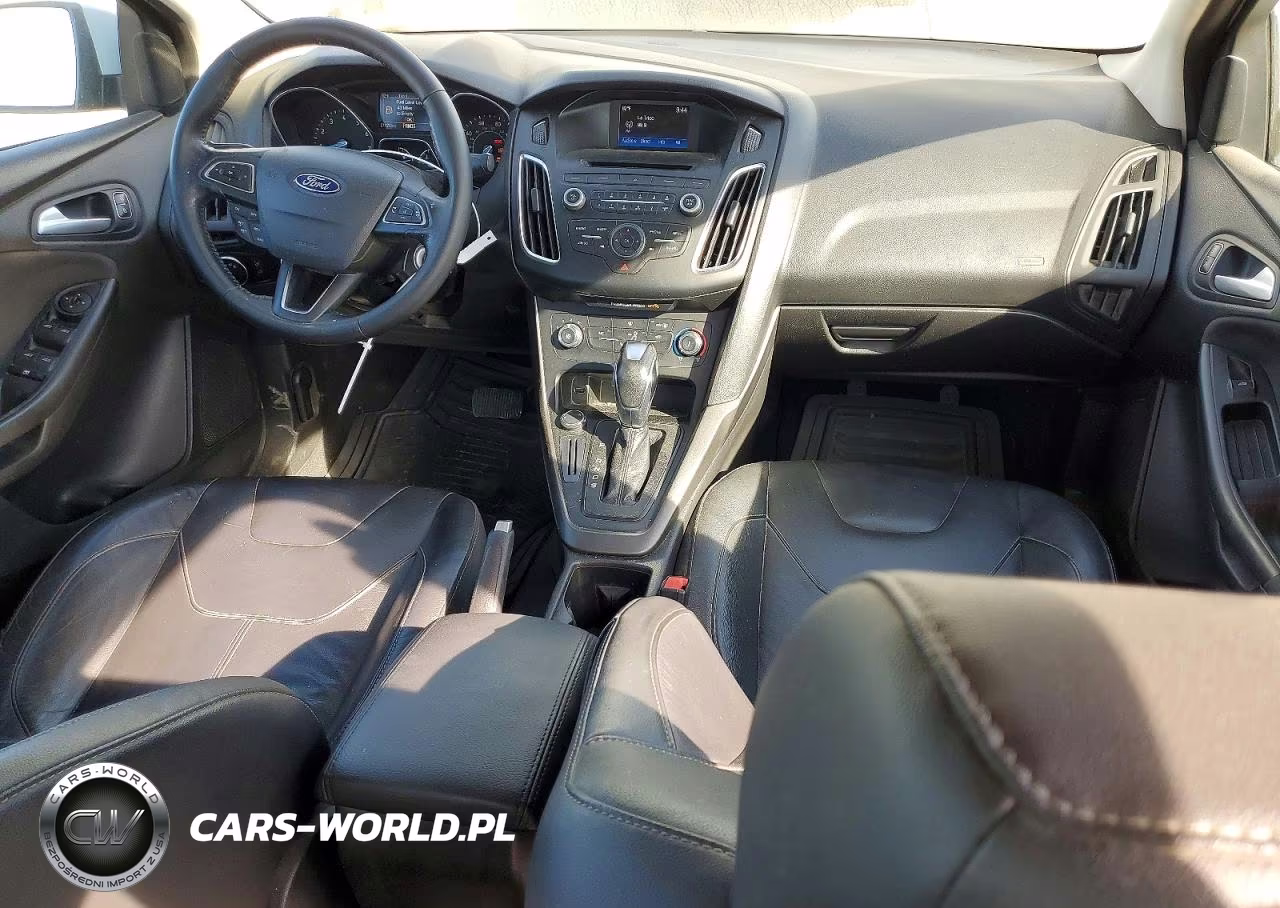 2016 Ford Focus Se VIN:1FADP3F23GL399461 - 8